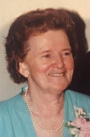 Janet Peckham's Instagram, Twitter & Facebook