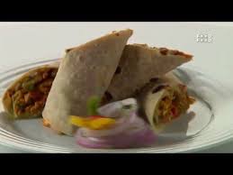 Sanjeev Kapoor Kitchen Kathi Roll Recipe Master Chef Sanjeev Kapoor High Protein Vegetarian Recipes Indian Food Recipes Vegetarian Easy Seafood Recipes