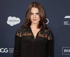 Dvd 7,99 € 7,99 € lieferung bis freitag, 8. Ruby O Fee Biography Nationality Net Worth Movies And Tv Shows Wothappen