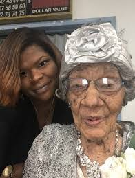 Rosa Gee's Instagram, Twitter & Facebook