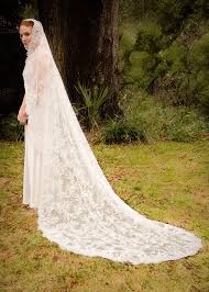 Lace Wedding Veil All Over Lace Veil Lace By Rechercheveils Lace Cathedral Veil Wedding Veil Styles Cathedral Wedding Veils