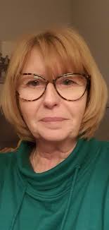 Should I grow out my short hair at 60?