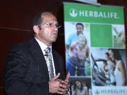 Alvarez served as head of medical services for the spanish federation of weight lifters from 1992 to 1995, he was. Herbalife Presente En El Xv Congreso Nacional De La Aemef Notas De Prensa