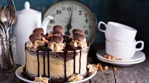 La glassa per torte è una preparazione zuccherata impiegata per guarnire e decorare i più diversi dessert. Glassa Al Cioccolato Tutti I Trucchi Per Non Sbagliare La Repubblica