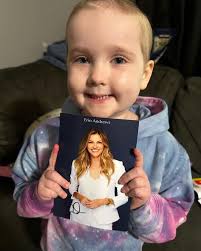 We wanted to share photos of several of our recent card-receiving patients  including Greenleigh, a cancer patient, Camryn, a cancer patient with cards  & an autograph + puzzle by celebrity supporter @whitneyeveport,