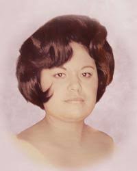 Mary Tobar's Instagram, Twitter & Facebook