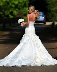 Wedding Dress Malfunction Bing Images Wedding Bridesmaid Dresses Wedding Dresses Glamorous Wedding