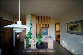 Designing their own home and interiors gave them an opportunity to make various structural and material experiments. The Alvar Aalto House In Helsinki Alvar Aalto Archeyes