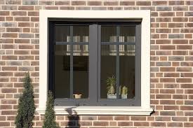 Spriessen Fenster Und Klinker Fenster Grauebadezimmerideen Klinker Spriessen Und Farmhouse Exterior House Exterior Farmhouse Windows