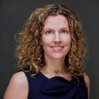 Elizabeth Lockley's Instagram, Twitter & Facebook