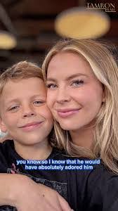 Amanda Purington's Instagram, Twitter & Facebook