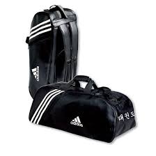 Grâce à leur conception fonctionnelle et leurs matériaux de haute qualité, ils assurent dans leurs domaines d'application respectifs, été comme hiver. Sac De Sport Pu Taekwondo Adidas Sac Avec Large Fermeture Convertible En Sac A Dos Sac Adidas Bags Gym Bag Taekwondo