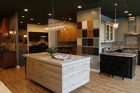 Wir präsentieren ihr unternehmen innovativ und multimedial in einem showroom. Showrooms Ub Kitchens Beautiful Kitchens Start Here