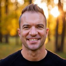 Vincent Cabral (@docgenvinnie)