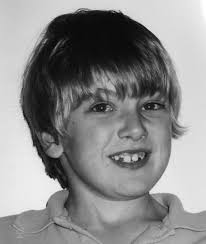 Improved Visual Acuity in Patients with Congenital Nystagmus 'Culture in  the Clinic': A Review Predictors of Retinal Vascula