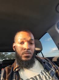 2023 73 years old been riding since I was 12 never had an accident until an  asshole outside of Detroit hit me and took off 😡🤬