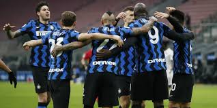 Sedang berlangsung live streaming inter milan vs spezia di liga italia, tim tuan rumah mengandalkan duet romelu lukaku dan lautaro martinez. Link Live Streaming Inter Milan Vs Spezia Di Vidio 20 Desember 2020 Bola Net