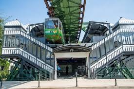 The popular special models of the schwebebahn are still in stock. Wuppertaler Schwebebahn Ausflugsziele Wuppertal