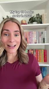 Lena Lloyd (@lenasbookks)