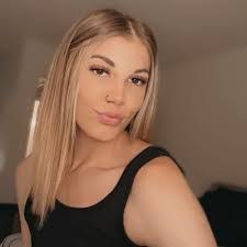 Kaitlin Conner's Instagram, Twitter & Facebook