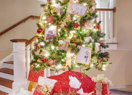 Mon, 22 mar 2021 07:20:38 gmt. Sea Festival Of Trees Lights Up North Shore Storefronts Through Dec 20 Northshore Magazine