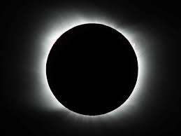 In berlin und brandenburg steht dem blick darauf nichts entgegen. Das War Die Totale Sonnenfinsternis Vom 14 Dezember Wissen