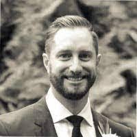 Amber Siemers's Instagram, Twitter & Facebook