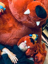 Nita recovers 500 hp whenever her bear hits an enemy. Frank Fs7n Wfh On Twitter One Of Our Artists Is Done With His Work For The Next Update He Went To Hug Bruce And Is Now Chilling Out