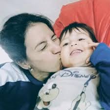 Debora Lemos (@deby_82)