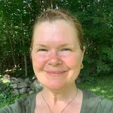 Kicking off Thanksgiving week tomorrow with a NEW “Poets & Pirates DJ  Session”. Set your alarms for 12pm ET to tune in and hear from your guest  DJ(s). 😉 #guestdjs #poetsandpirates #kennychesney #