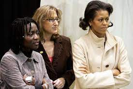 The pair tied the knot in 1996. Studentin In Der Bundesrepublik Wie Auma Obama Mit Deutschland Haderte Der Spiegel