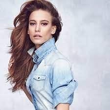 1 temmuz 1992, ankara) türk oyuncu ve modeldir. Serenay Sarikaya For English Speakers Home Facebook