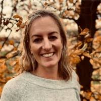 30+ "Laura Bosman" profiles