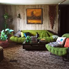Vintage Deluxe Jasminescrafty My Grandmas Living Room Is A Retro Style Living Room Retro Home Decor Retro Living Rooms