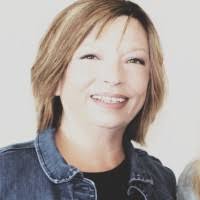 Kate Laing's Instagram, Twitter & Facebook