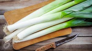 100% sukses cara menanam daun bawang hidroponik dengan mudah from mesinbawang.com disajikan dengan irisan bawang merah, bumbu kacang, dan kecap manis. Yuk Berkebun Sayuran Dan Bumbu Dapur Hanya Dengan Air On Off Liputan6 Com