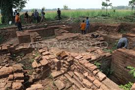 Ekskavasi situs Mbah Blawu di Jombang | ANTARA Foto