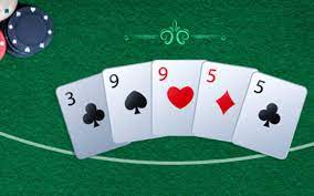 Poker-hand rankings chart (strongest to weakest) and cheat sheet