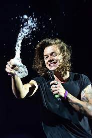 Kahoot Play This Quiz Now Harry Styles 2015 Harry Styles Smile Harry Styles