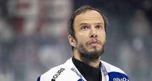 Simon Sterchi quitte le HCC