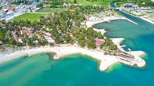 Camping kroatien in einem mobilheim eignet sich auch aufgrund des wetters gut als ziel für eine reise. Camping Stobrec Split Croatia Youtube