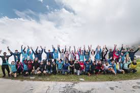 31 km, 2200 mètres de montée, 1100 mètres de descente. Elite Gastlaufer Sierre Zinal Das Rennen Der Funf 4000er Wallis Schweiz