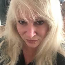 Kathy Popa's Instagram, Twitter & Facebook