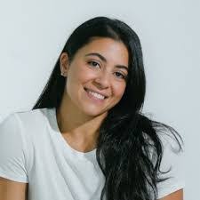 Lisa Feiler's Instagram, Twitter & Facebook