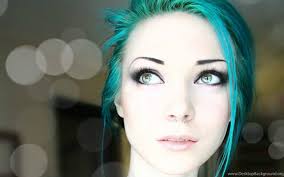 Emo girl hairstyles pretty hairstyles punk blue hair tumblr cute emo girls emo scene hair scene girls grunge hair looks cool. The Emo Girl With Blue Hair Color And Pierced Nose Wallpapers Cover Desktop Background
