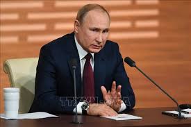 Tổng thống nga vladimir putin lưu ý, ngày nay, hơn bất cứ điều gì, ngành công nghiệp quốc phòng của nga cần các kỹ sư trẻ và các nhà quản lý có năng lực để các nhà máy quân sự có thể sản xuất không chỉ vũ khí chất lượng mà còn sản xuất các sản phẩm dân sự đáp ứng nhu cầu. Thong Ä'iá»‡p Ro Rang Cá»§a Tá»•ng Thá»'ng Nga Vladimir Putin Baotintuc Vn