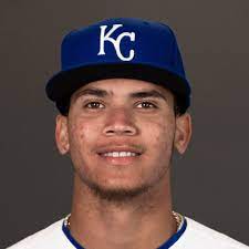 Born in la unión, antioquia, guzmán was an envigado youth graduate. Royals To Re Sign Jeison Guzman Mlb Trade Rumors