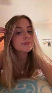 Erin Ollis's Instagram, Twitter & Facebook