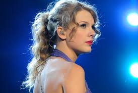 As of 2021, taylor swift's net worth is $400 million, making her one of the richest singers in the world. Net Worth Of Taylor Swift How Rich Is She Networthbox