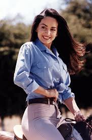 Ana de la reguera grew up in the tropical state of veracruz, on the gulf coast of mexico. Xcitelu Mexican Actress Ana De La Reguera Smiling Stills